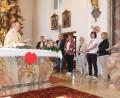 Bild: frd
Vor dem Altar verabschiedete Pfarrer Herbert Rösl die bisherigen PGR-Mitglieder (von rechts) Rita Schneeberger, Renate Nagel, Ernestine Kleber, Christiane Hammer und Martin Pflug. Links die neue Pfarrgemeinderatssprecherin Agnes Bauer.