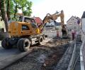 Bild: fpoz
Waldershof muss zahlreiche Infrastrukturprojekte (wie hier die Wasserleitungssanierung im Markt) stemmen. Dabei ist man auf möglichst hohe Fördermittel angewiesen.