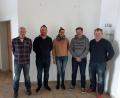 Bild: tne
Die neu gewählte Vorstandschaft: v.l.: Thomas Scherm, Oliver Eckl, Gabi Donhauser, Michael Gold und Konrad Singer.