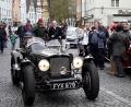 Archivbild: R. Kreuzer
Bewundernswerte Blicke ziehen die Oldtimer bestimmt auch heuer wieder auf sich, wenn sie am Donnerstag durch Weiden fahren werden.