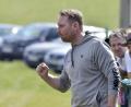 Archivbild: Hubert Ziegler
Oliver Eckl, Trainer des SV Köfering, will's wissen. Der Aufstieg in die Kreisliga winkt.