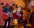 Bild: Kulturtreff Kastl/exb
Beim Kulturtreff hatte die Band „Couch Acoustics“ ein Heimspiel.
