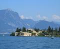 Symbolbild: Cindy Riechau/dpa/Symbolbild
Der Gardasee in Italien ist ein beliebter Urlaubsort.