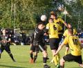 Bild: Gebert
Der TSV Konnersreuth ist in der Relegation zur Bezirksliga bereits im ersten Spiel am SV Poppenreuth gescheitert. Das Bild zeigt eine Szene im Strafraum der Konnersreuther (schwarze Trikots).