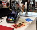 Bild: Gabi Schönberger
An den H5000-Terminals des US-Herstellers Verifone ist seit Tagen das Bezahlen per EC-Karte nicht möglich. Auch beim Nachtmann-Werksverkauf in Neustadt/WN ist Bargeld angesagt.