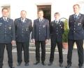 Bild: pi
Die Ehrung langjähriger Mitglieder, unter ihnen Vorsitzender Achim Helgert (links) selbst, steht im Mittelpunkt der Jahreshauptversammlung der Feuerwehr Neudorf.