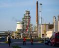 Bild: Monika Skolimowska/dpa
Die PCK-Raffinerie GmbH in Schwedt gehört mehrheitlich der deutschen Tochter des russischen Staatskonzerns Rosneft.