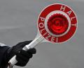 Symbolbild: Matthias Hiekel/dpa-Zentralbild/dpa
Die Amberger Verkehrspolizei hat drei Männer aus dem Verkehr gezogen