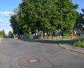 Bild: ak
Im Bereich Goethe- und Ludwig-Thoma-Straße ist 30 km/h vorgeschrieben, doch viele halten sich nicht daran und gefährden auch Kinder auf dem Spielplatz