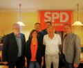 Bild: Jörn Schedl/exb
Das neue Vorstandsteam der SPD Plößberg: (von links) Vorsitzender Hans-Dieter Dietl, Kathrin Hüttner, Jens Gotthardt, Thorsten Schiener, Rainer Böckl und Markus Fritsch.