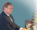 Bild: Annalena Preißer/exb
Der Kirchenmusiker Hans Spindler, überall in der Region bekannt, starb mit 65 Jahren. Die Kirchenmusik war sein Leben.