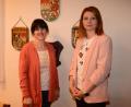 Bild: bey
Christine Maurer (links) ist neue Jugendbeauftragte in Georgenberg. Der Gemeinderat stimmte der Übertragung dieser Aufgabe an die Ratskollegin einstimmig zu.