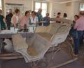 Bild: jr
Viele Gäste besuchten am Freitagnachmittag das Theres-Neumann-Museum mit seinen über 300 original erhaltene Gegenstände aus dem Leben der Resl, wie diesen Schlitten.