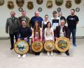 Bild: twg
Die Hoheiten der Schützengesellschaft Pullenreuth: (sitzend von links) die Könige Roger Jäckel, Katrin Meyer, Veronica Hecht und Hubert Putzer. Stehend von links: Vorsitzender Andreas Michl, Otto Busch, Stefan Müller, Verena Michl, Thomas Michl, Erster Schießleiter Faustfeuerwaffen Ortwin Paradeiser und Erster Schießleiter Luftdruckwaffen Julian Krös.