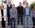 Bild: do
Geschlossen bestätigt wurde das Führungsteam des Fördervereins mit Vorsitzendem Andreas Wagener (Dritter von links) und zweiter Vorsitzender Hildegard Tretter (links). Neu dabei ist Schulleiter Harald Olschner (Zweiter von links) und Beisitzer Holger Götz (Dritter von rechts)