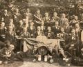 Bild: do
Überwiegend junge Leute prägten Anfang des 20. Jahrhunderts das gesellschaftliche Leben des Frohsinn, wie dieses Bild von einem Gartenfest im Jahr 1901 zeigt.