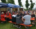 Bild: jr
Drei Tage feierte der SC Mähring ausgiebig seinen 50. Geburtstag. Der Frühschoppen am Pfingstsonntag nach dem Gottesdienst mit Festzug war hervorragend besucht.