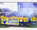 Bild: njn
Die Fußballmannschaft des Sportvereins ist Meister in der B-Klasse. Das wurde am Sportplatz ausgiebig gefeiert.