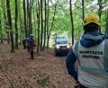 Bild: Maximilian Knab/Bergwacht Amberg
Das geländegängige Fahrzeug der Bergwacht Amberg am Freitag bei einem Einsatz am Höhenglücksteig.