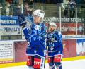 Bild: Elke Englmaier
Die Verteidiger Elia Ostwald (links) und Mirko Schreyer haben ihre Verträge bei den Blue Devils jeweils um ein Jahr verlängert.