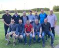 Bild: SpVgg Weigendorf/exb
Geehrte und Gratulanten beim Ehrenabend der SpVgg Weigendorf: (hinten, von links) Vorsitzender Marco Schwab, Anton Bruckmüller, Helmuth Lukes, Helmut Maul, Werner Porsche, Roland Kerstupeit, Roland Prühäuser; (vorne, von links) Jörg Kreussel, Markus Rösel, Walter Gräf, Klaus Pickel, Herbert Haas.