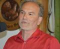 Bild: jr
Der 57-jährige Wahl-Wiesauer Karl Georg Haubelt tritt für den Landkreis Tirschenreuth und die SPD bei der Landtagswahl im September 2023 an. Er hofft auch auf die Zustimmung aus dem Landkreis Neustadt. In Pechbrunn überzeugte er die Delegierten mit seiner Bewerbungsrede.