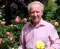 Bild: le
Noch lange nicht zur Ruhe gesetzt hat sich der 80-jährige Landwirtschaftsmeister Erich Schieder aus Ellenbach. Die Geschichtsschreibung, die Waldpflege, die Fischzucht und der Blumenschmuck zählen rund um die Uhr zu seinem Hobbys.