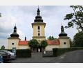 Bild: gjb
Im Wallfahrtsort Maria Loreto ist eine neue Skulptur enthüllt worden. Die Anlage ist den Sommer über von Donnerstag bis Sonntag geöffnet.