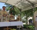 Bild: kro
Hauptzelebrant und Prediger war Domkapitular Michael Dreßel (links). Beim Festgottesdienst dabei waren Kaplan Ramon Rodriguez (dahinter) und Stadtpfarrer Georg Flierl (rechts).