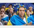 Bild: Wiktor Dabkowski/ZUMA Press Wire/dpa
Ukrainerinnen bei einer Kundgebung vor dem Sitz des Europäischen Rates in Brüssel.