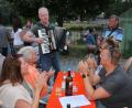 Bild: kro
Hans und Reinhold (rechts) sorgten für Stimmungsmusik beim "Fischhof-Schoppen".