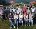 Bild: bir
Nachbarschaftshilfe Bärnau Erinnerungsfoto vor herrlicher Kulisse.