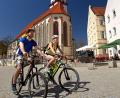 Archivbild: Stefan Gruber
Zu den 51 Kirchen und historischen Orten an den Schleifen des Simultankirchenradwegs zählt die bis 1958 von katholischen und evangelischen Christen genutzte Pfarrkirche St. Marien im Herzen Sulzbach-Rosenbergs.