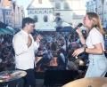 Bild: Gabi Schönberger
"Pino Barone & Band" heizten dem Publikum am Oberen Markt ordentlich ein.
