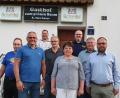 Bild: Alexander Hecht/exb
Das Bild zeigt den gewählten Vorstand der CSU Pullenreuth. In der vorderen Reihe (von links) Vorsitzender Hubert Kraus sowie die Stellvertreter Christa Bayer und Alexander Hecht. In der mittleren Reihe stehen Thomas Kellner, Schriftführer Hubert Heinl und Stephan Plannerer. In der hinteren Reihe sind Kreisrat Markus Übelmesser und Karl Maschauer zu sehen.