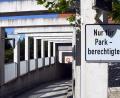 Bild: Gabi Schönberger
Der Andrang auf eine Parkberechtigung in der Neustädter Tiefgarage ist groß. Die Stadt sucht nach einer Lösung für eine effektive und gerechte Verteilung der Stellplätze.