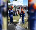 Bild: kki
Wasser marsch! Jonas Lehner und Luca Vicenzotto haben den Unterflurhydranten richtig gesetzt.