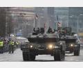 Archivbild: Mindaugas Kulbis
Die Bundeswehr ist in Litauen beliebt. Vor zwei Jahren nahmen deutsche Soldaten mit ihren Leopard-2-Panzern an der Militärparade zum 100. Jahrestag des litauischen Militärs am Tag der Streitkräfte teil.