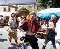 Bild: sfo
Das elfte historische Marktspectaculum in Bärnau lockte in diesem Jahr knapp 10000 Gäste an. Das zweitägige Fest wurde 2001 zum ersten Mal veranstaltet. Es findet alle zwei Jahre statt, zuletzt musste es wegen Corona allerdings pausieren.