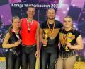 Bild: Kodalle/exb
Antonia Schmid und Dominik Stubenvoll tanzten auf Platz vier, Lukas Kodalle und Anna Kodalle (von links) wurden Deutsche Vizemeister.