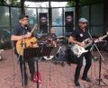 Bild: Kunz
"Back Beat" mit Sänger Rick Britton sind Garant für einen wunderbaren Serenadenabend im Max-Reger-Park.