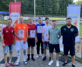 Bild: Florian Zehent/exb
Der Medi-Vita-Cup wurde erstmals vom TSV Pleystein ausgetragen. Unser Bild zeigt die Vertreter der beteiligten Mannschaften.