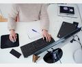 Bild: Uwe Anspach/dpa
Mit einem neuen Computer-Programm soll die Schnaittenbacher Stadtverwaltung ausgestattet werden.