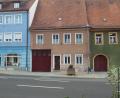 Bild: e
Das Anwesen Marktplatz 24 wird saniert, aufzuwenden sind etwa 1,7 Millionen Euro, geplant sind Wohnungen, Parkplatz und Garagen, der Stadtrat hat das Vorhaben jetzt auf den Weg gebracht