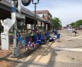 Bild: Lynn Sweet/Chicago Sun-Times/AP/dpa
In Highland Park im US-Bundesstaat Illinois fielen bei einer Parade zum 4. Juli Schüsse. Mindestens sechs Menschen kamen dabei ums Leben.