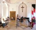 Bild: Kreismusikschule Tirschenreuth/exb
Benjamin Doß, Veronika Hille (am Flügel), Lisa Müller und Klaudia Kormann (rechts) traten bei "Ehemalige musizieren" in der Klosteraula in Waldsassen auf.