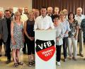 Bild: R. Kreuzer
Die neue Vorstandschaft des VfB Weiden. Am Pult der wiedergewählte Vorsitzende Stephan Gollwitzer.