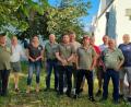 Bild: uz
Der neue Vorstand (von links): Thomas Hofmeister, Günther Schmidt, Manja Reich, Richard Neulinger, Christoph Schröder, Waldemar Zwetzig, Patrick Sasse, Jakob Neuendank, Norbert Schönberner, Richard Nimmerjahn und Michael Latman.