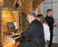 Bild: ads
Zum Auftakt der Amberger Orgelmusik spielte Organisator und Kirchenmusiker von St. Martin, Bernhard Müllers, an der Orgel zusammen mit dem Klarinettisten Hans Kistler, Leiter der Dr.-Johanna-Decker-Schulen Musik auf hohem Niveau.