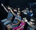 Bild: Stephan Huber
3D-Filmvorführung im Planetarium: Die Sternfreunde Amberg-Ursensollen hatten ukrainische Kinder aus der "Willkommensklasse" in Königstein zu sich eingeladen.